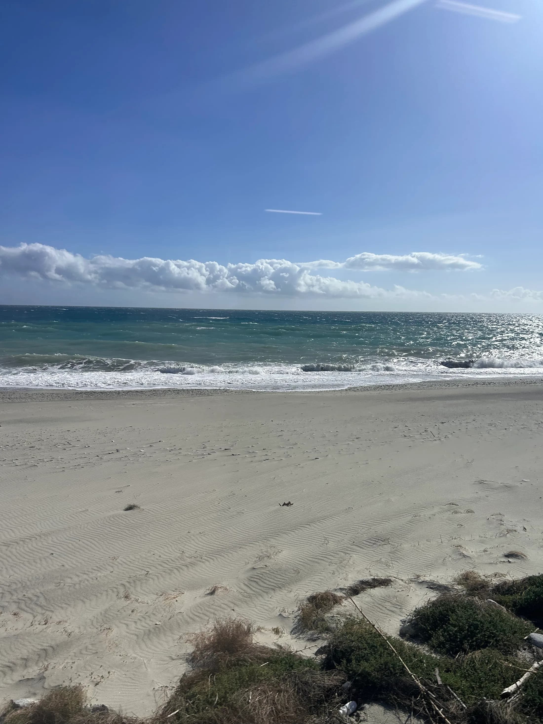 Spiaggia con duna di sabbia